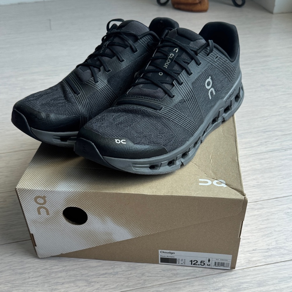 On Running CLOUDGO Men's Athletic Shoes